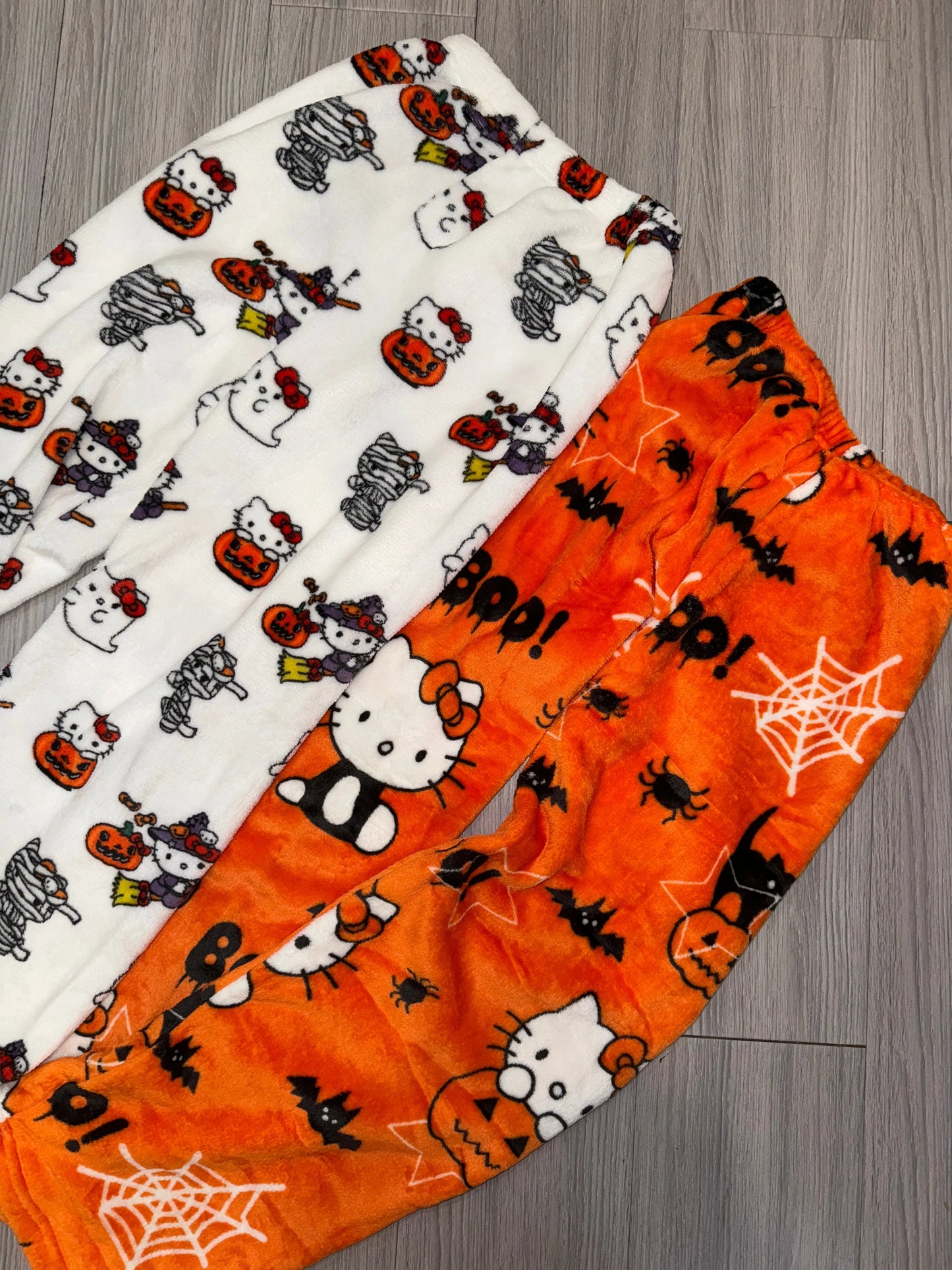 Hello Kitty Pyjamas Halloween edition